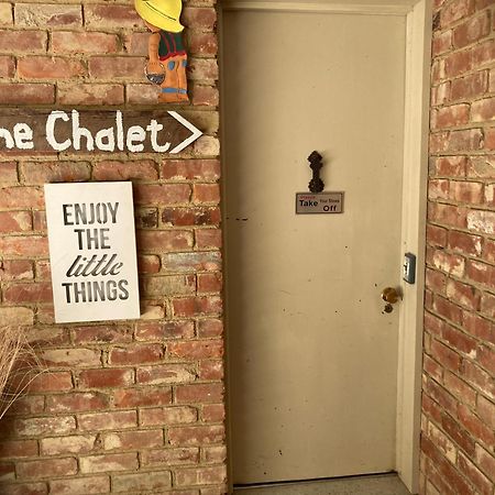 The Chalet Bed And Breakfast-Peace And Quiet In The Country 12 Minutes From City Dunedin Exterior photo